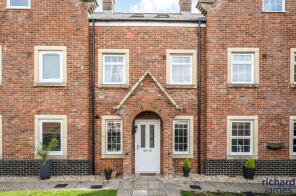 3, Winterbourne Road, Haydon End, Swindon SN25 1PZ