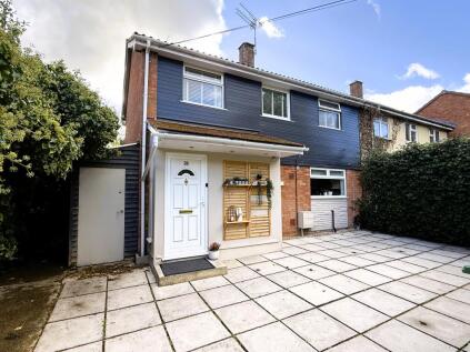 Fareham Close, Swindon, SN3
