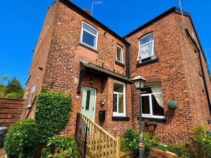 Oak Avenue, Romiley