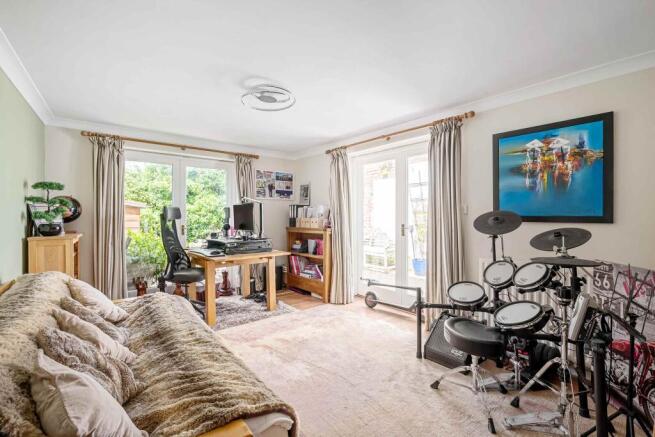 3 bed Terraced for sale Image 7