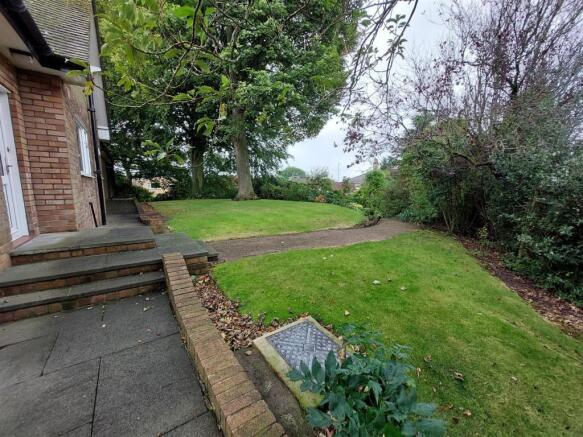Higher Lane Grounds