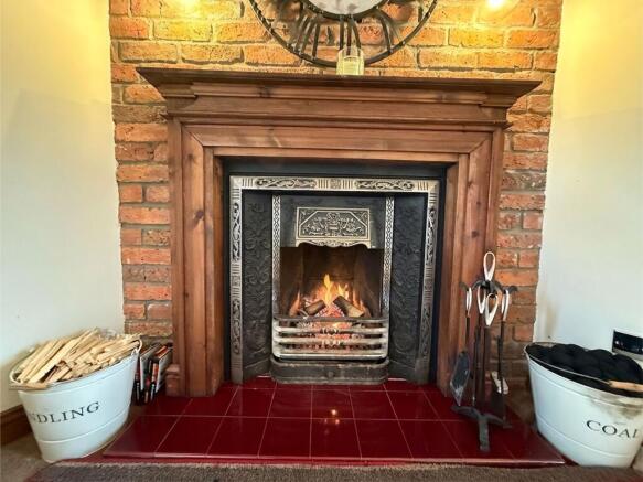 3 bed House for sale Image 12