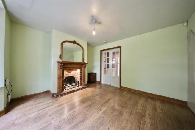 2 bed Semi-Detached for sale Image 5