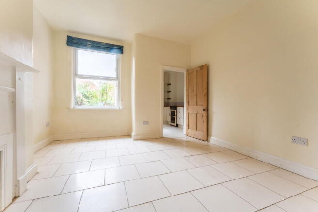 2 bed Terraced for sale Image 4