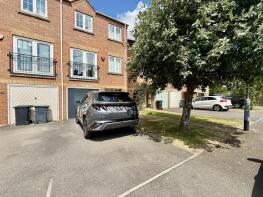 24, Little Holland Gardens, Nottingham NG16 1AY