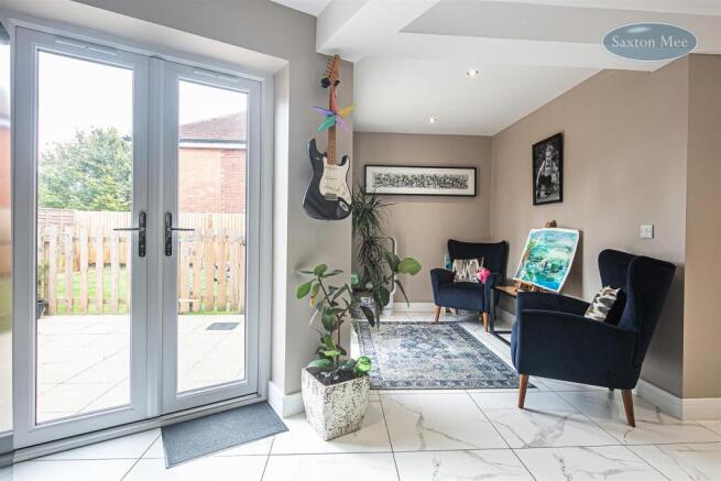 4 bed Detached for sale Image 7