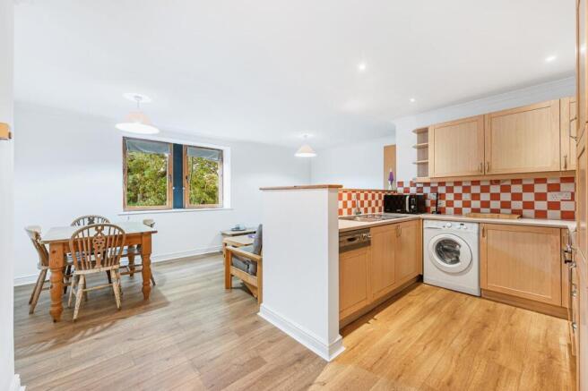 1 Chiswick View, 300-320 Acton Lane-5.jpg