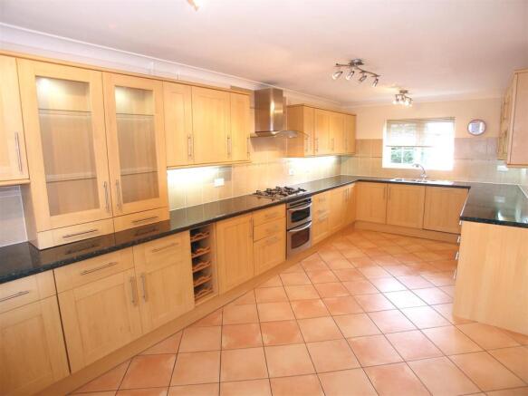 Kitchen/Breakfast Ro