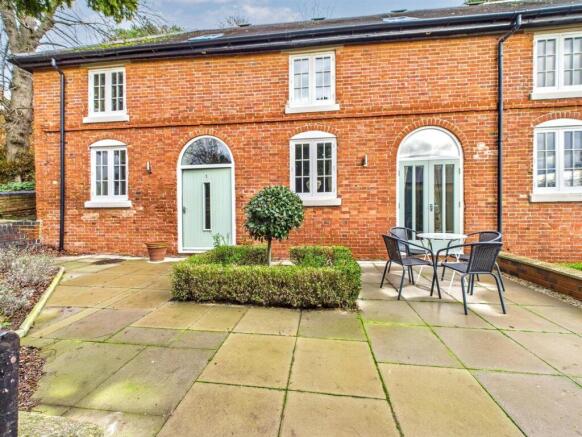 Outdoor Courtyard