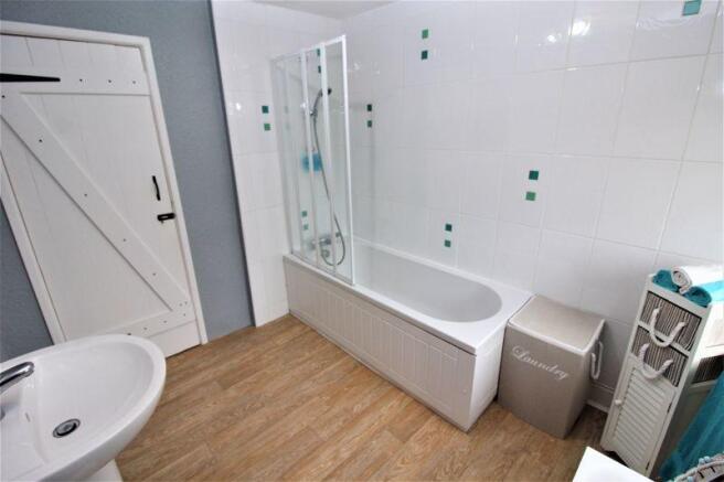 Photo 20