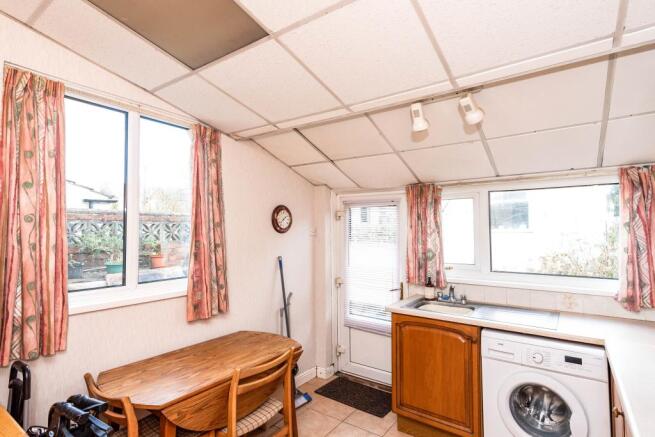Kitchen/ Breakfast R