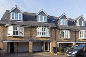 45, Turpins Lane, Woodford Green IG8 8AZ