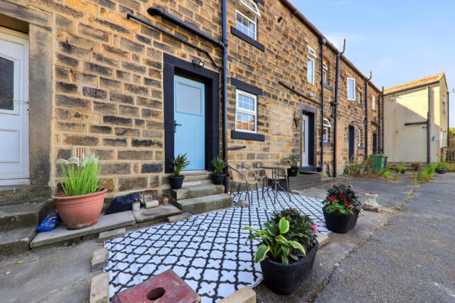 2 bed Terraced for sale Image 11