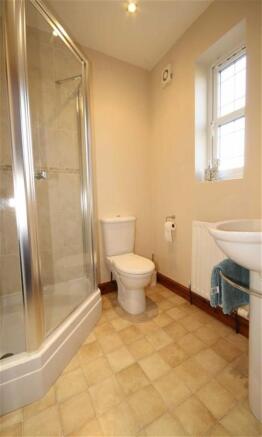 En-Suite Bathroom