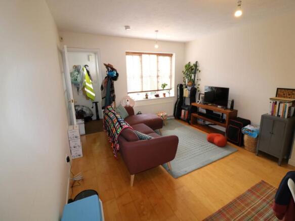 Lounge 1 (1).jpeg