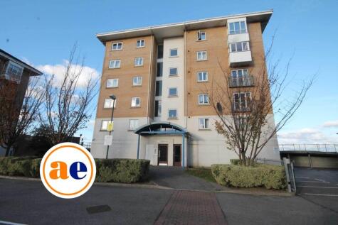 Cutter House, Macarthur Close ** VIDEO & 3D FLOORPLAN AVAILABLE **