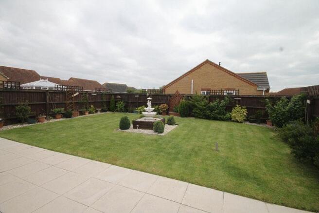 Rear Garden Al...