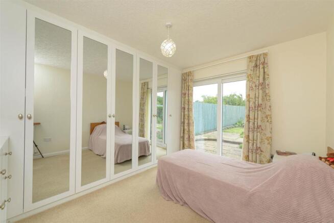 8OakBankClose_016.jpg