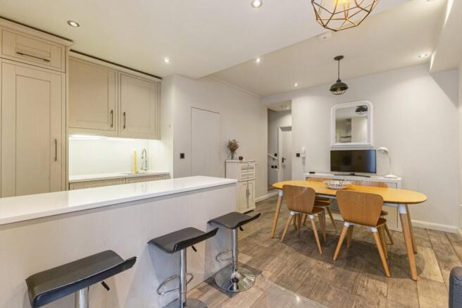 Kitchen/Dining