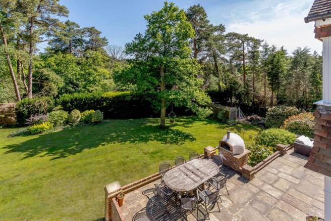 Terrace & Garden