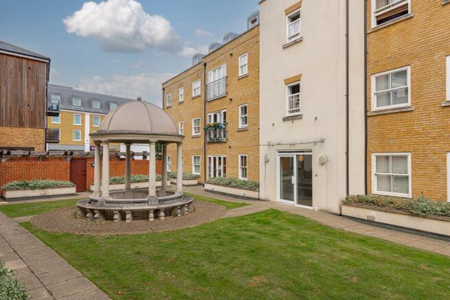 (Rightmove) 10.jpg