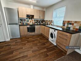 Flat 2, 133, High Street, Gloucester GL1 4SZ