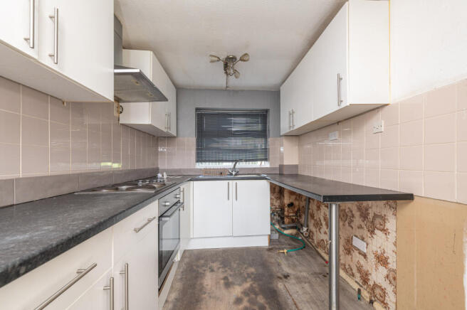3 bed Terraced for sale Image 5