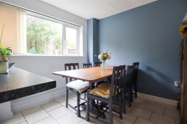 Dining area.jpg