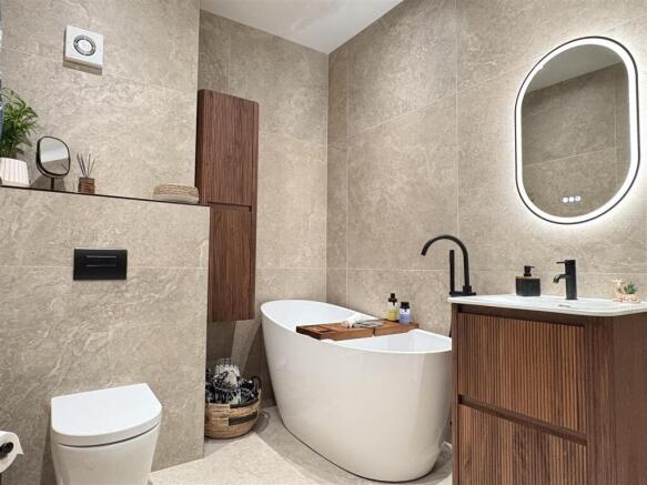 3 bed Semi-Detached for sale Image 4
