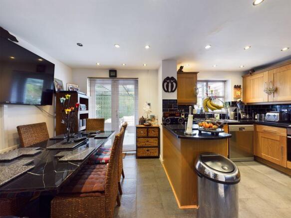 Kitchen Diner