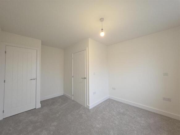 2 bed Detached for sale Image 12