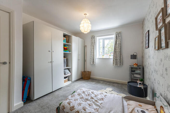 2 bed Flat for sale Image 11