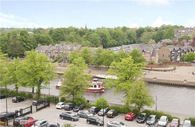 2 bed Penthouse for sale Image 12