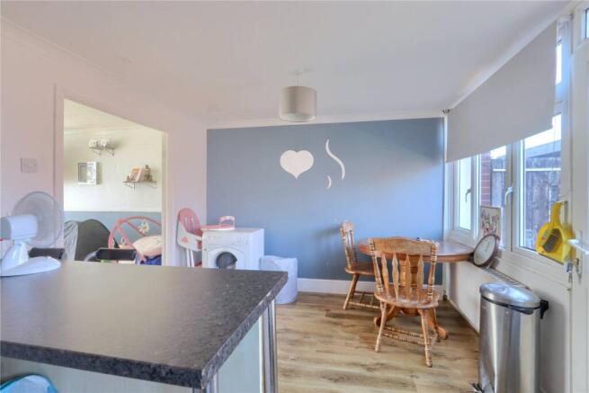 3 bed Terraced for sale Image 6