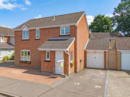 Ellen Way, Great Notley, Braintree, CM77