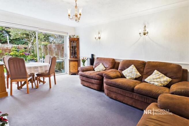 Lounge / Dining Room