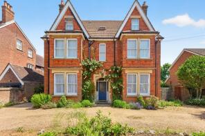 6a, Rosebery Avenue, Harpenden AL5 2QP