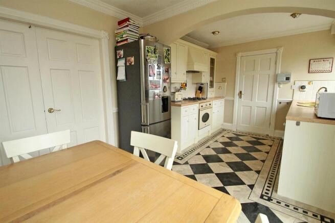 Dining Kitchen