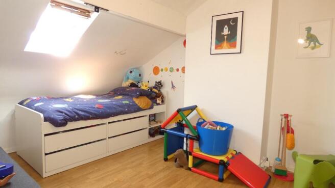 Photo 9