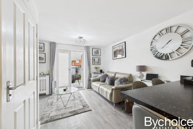 CAM05454G0-PR0041-STILL030