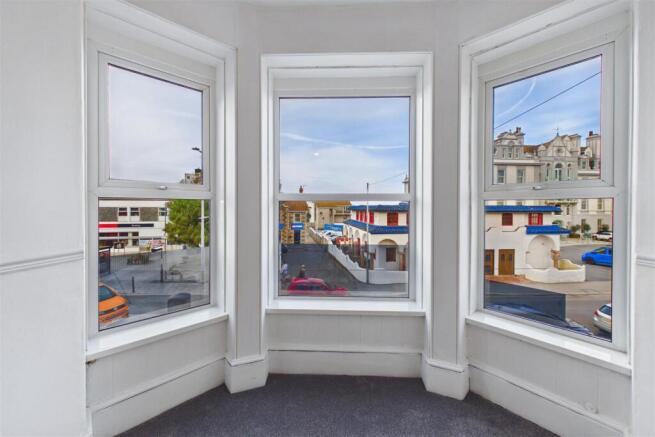 50b East Street Lounge View