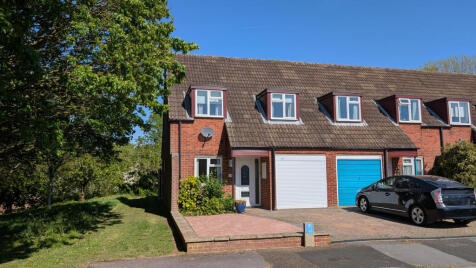 Holly Close, Taunton