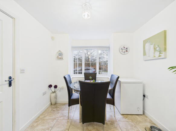 3 bed Detached for sale Image 8