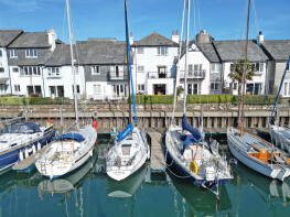 8, Campbeltown Way, Port Pendennis, Falmouth TR11 3YE