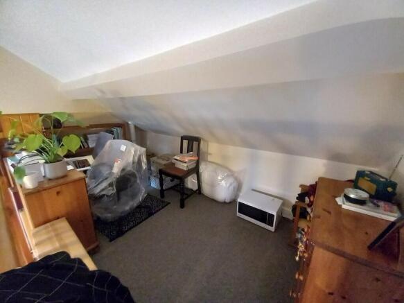 LANDING/STUDY AREA