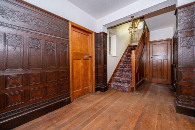 Hallway/stairs
