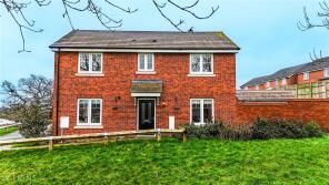 88, Cabinhill Road, Nuneaton CV10 9RN