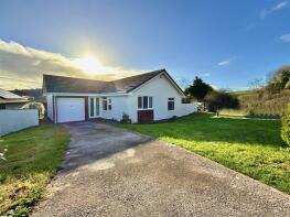 2, Hartland Tor Close, Brixham TQ5 0RE