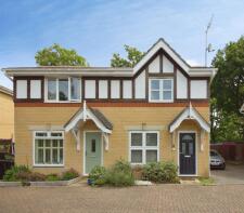 17, Harcourt Mews, Romford RM2 5BN