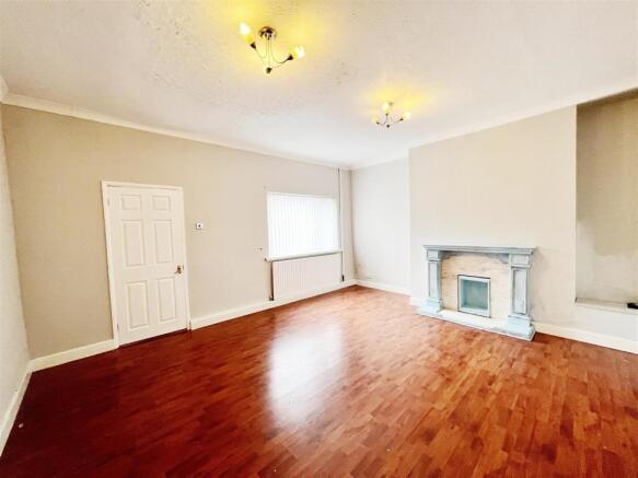 Dining Room 2.jpg